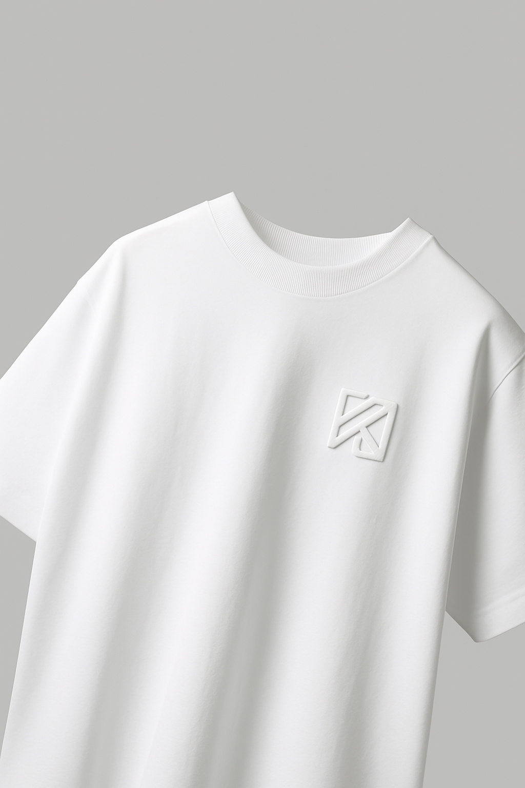 SOLID WHITE T-SHIRT